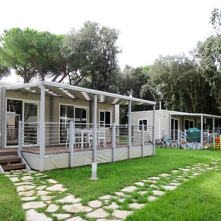 Holiday home Maxi Caravan Capri By Interhome Baia Domizia